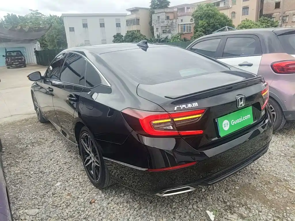 Honda Accord — миниатюра 5