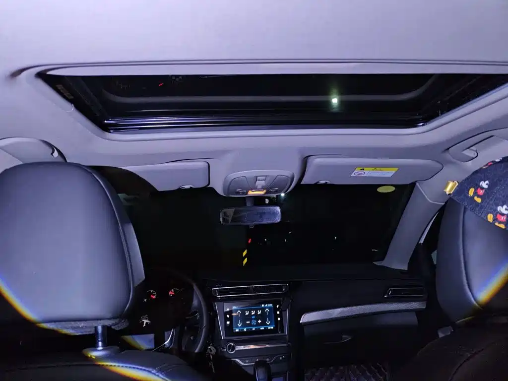 Peugeot 408 — миниатюра 15