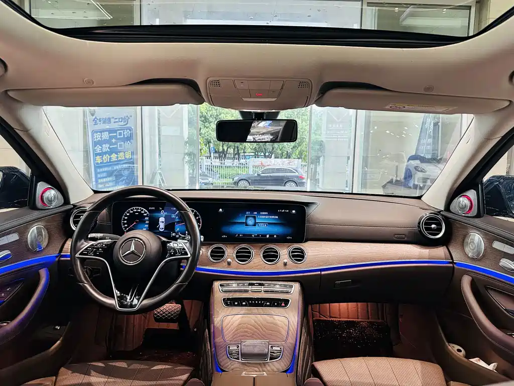 Mercedes-Benz E-Class — миниатюра 4