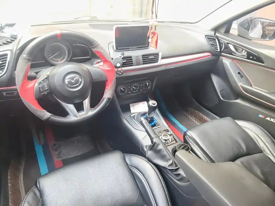 Mazda 3 Axela — миниатюра 12