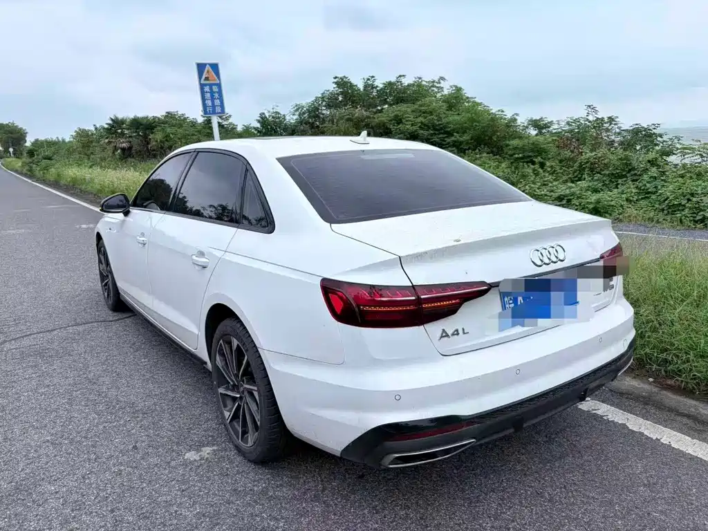 Audi A4L — миниатюра 7