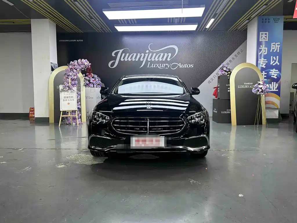 Mercedes-Benz E-Class — миниатюра 2