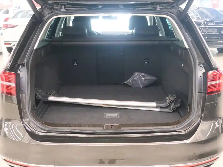 Volkswagen Viloran — миниатюра 17