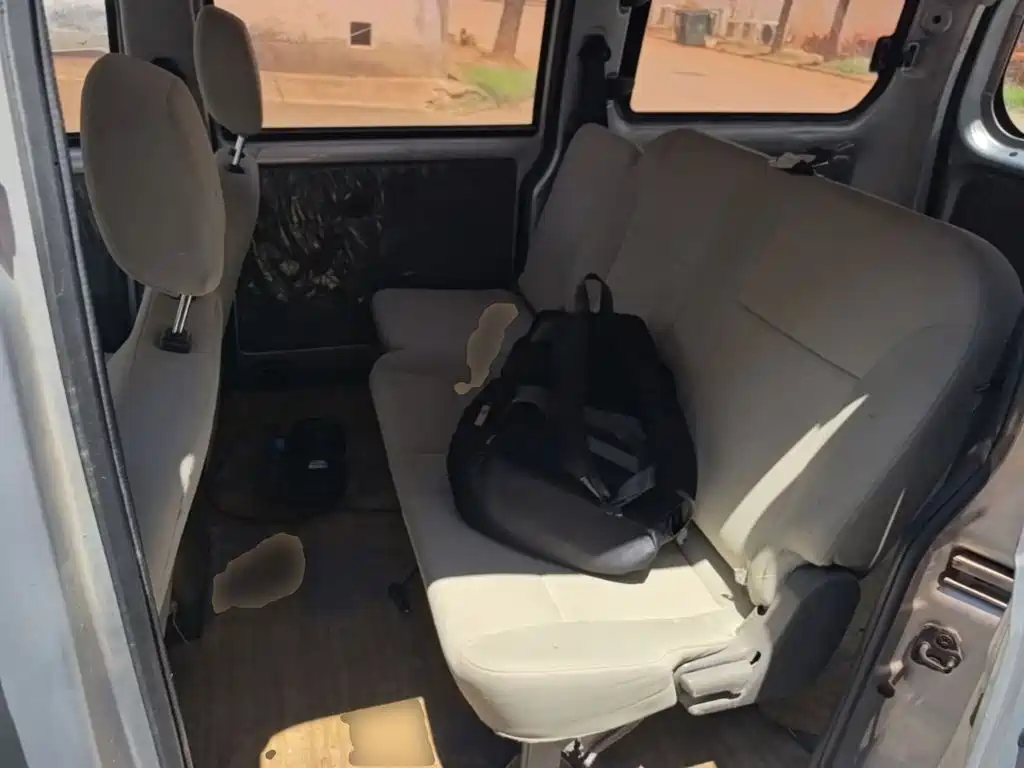 Wuling Rongguang V — миниатюра 17