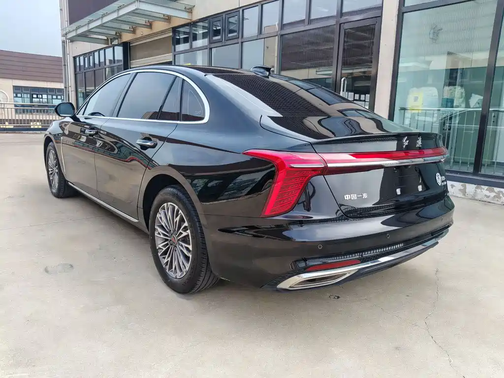 Hongqi Hongqi H5 — миниатюра 7