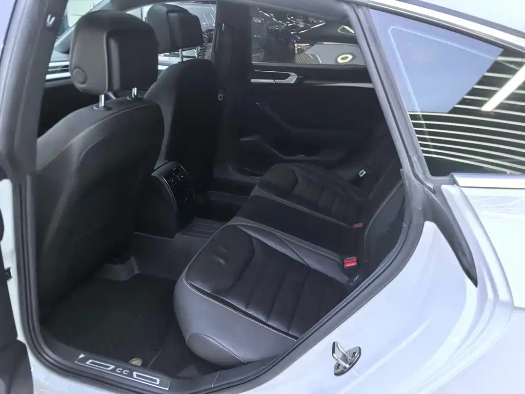 Volkswagen CC — миниатюра 6