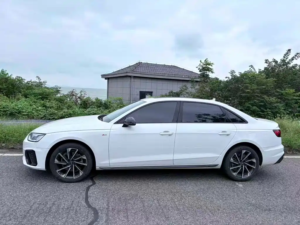 Audi A4L — миниатюра 3