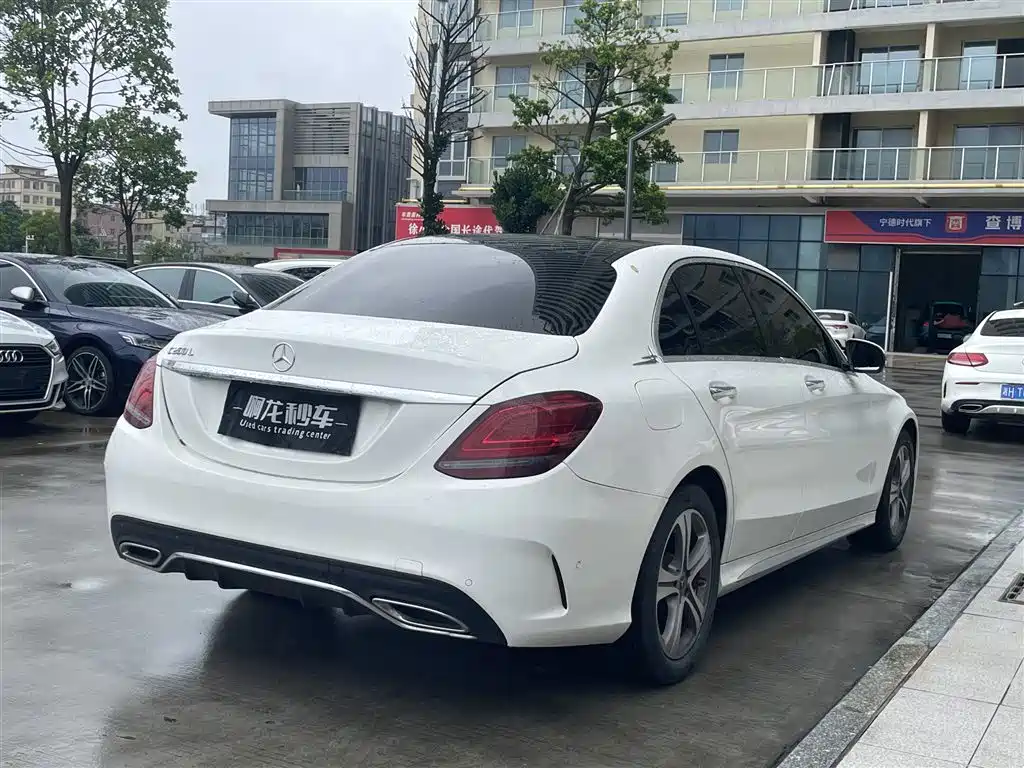 Mercedes-Benz C-Class — миниатюра 9