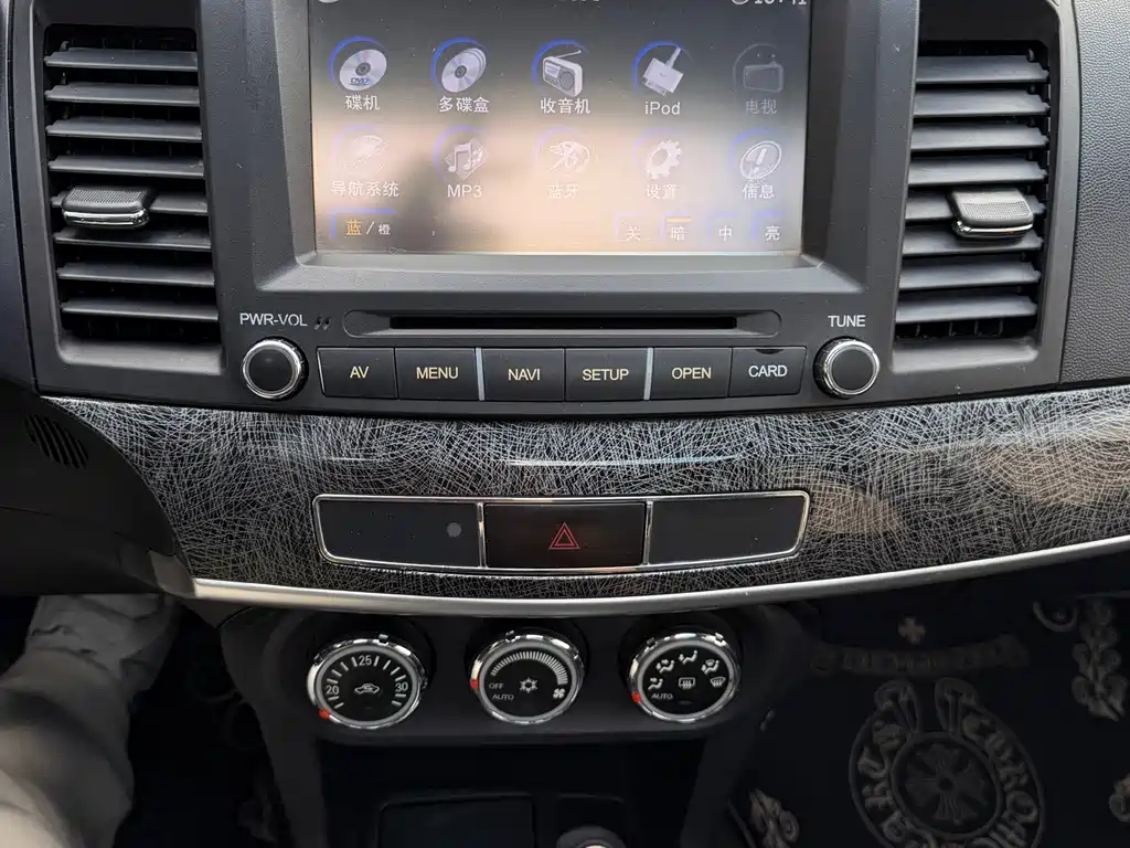 Mitsubishi Lancer EX — миниатюра 18
