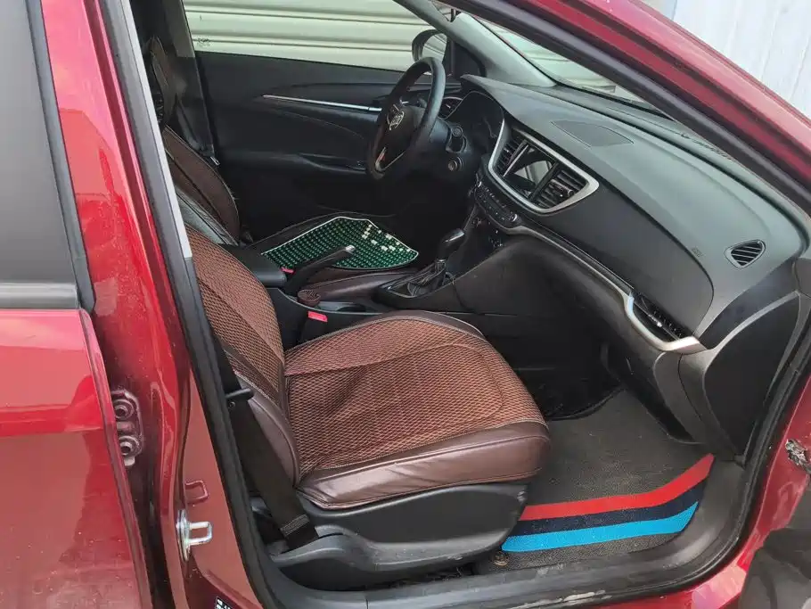 Buick Excelle — миниатюра 8