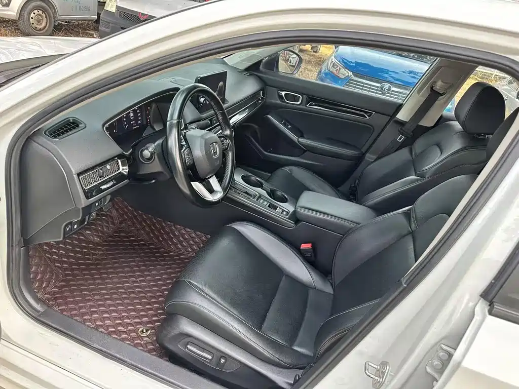Honda Civic — миниатюра 8