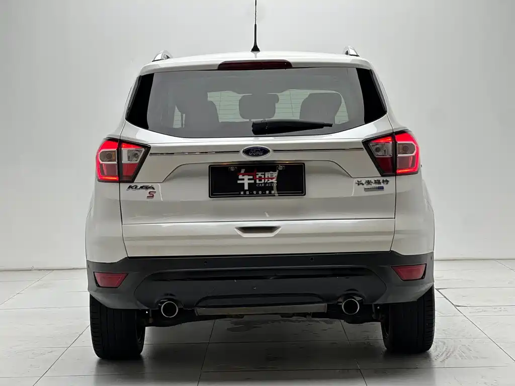 Ford Kuga — миниатюра 5
