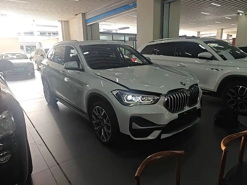 BMW X1 — миниатюра 4