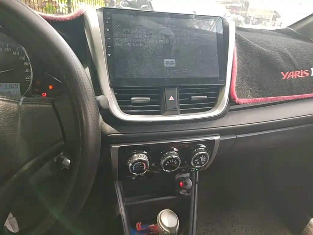 Toyota Yaris L — миниатюра 20