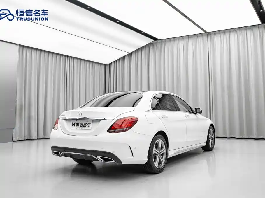 Mercedes-Benz C-Class — миниатюра 9