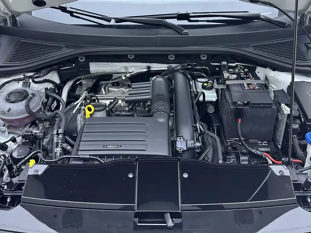 Volkswagen T-Roc — миниатюра 21