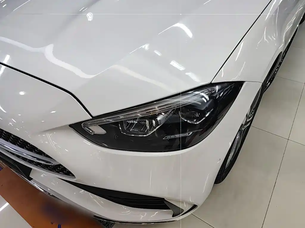 Mercedes-Benz C-Class — миниатюра 24