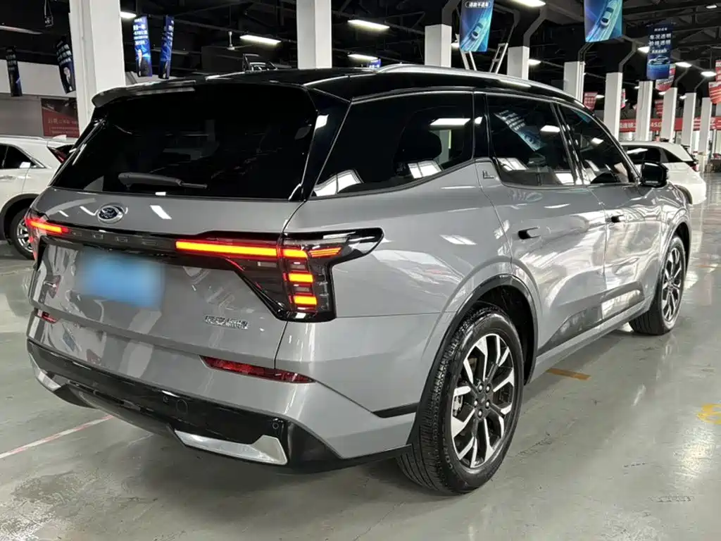 Ford Edge — миниатюра 14