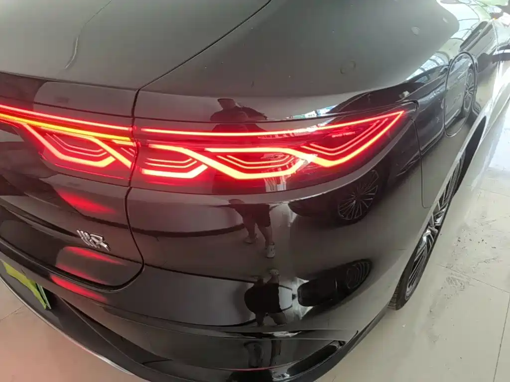 BYD Han — миниатюра 8