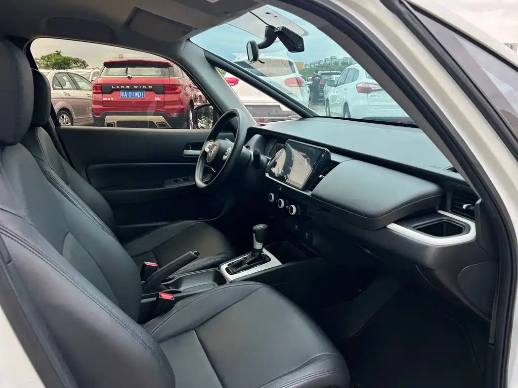 Honda Fit — миниатюра 8
