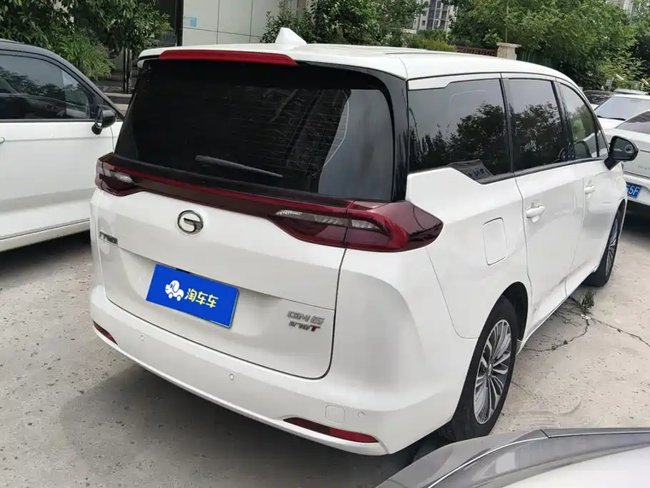 GAC M6 2019 270T AT Premium （ мест） V