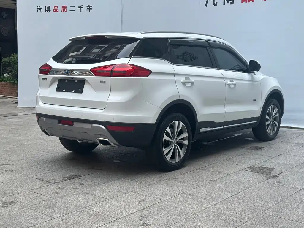 Geely Boyue — миниатюра 5