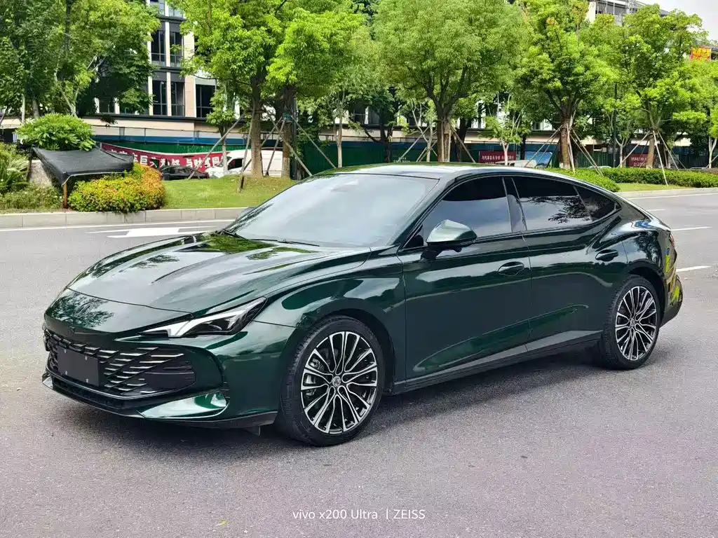 MG MG7