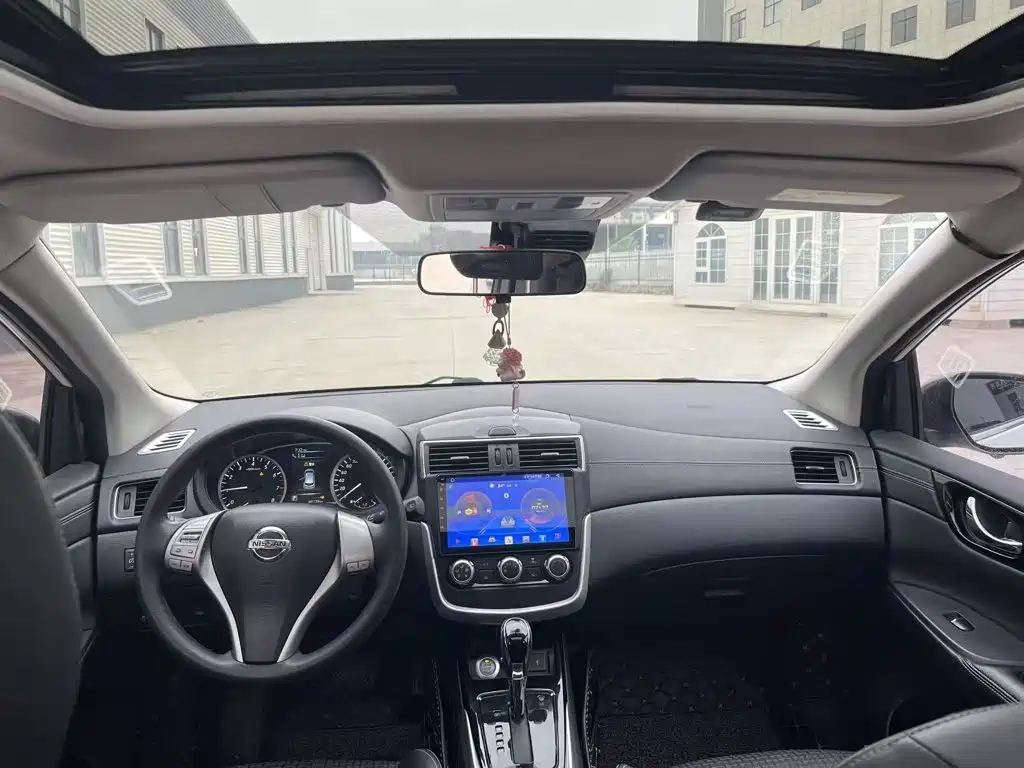 Nissan Tiida 2019 1.6L CVT VI