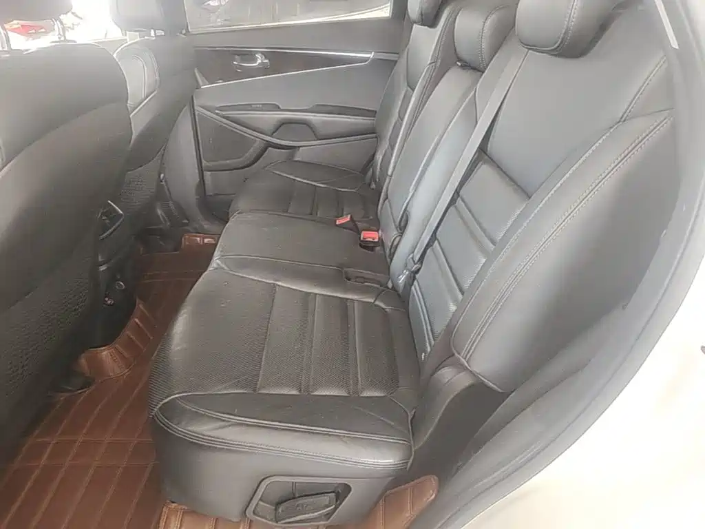 Kia Sorento — миниатюра 17