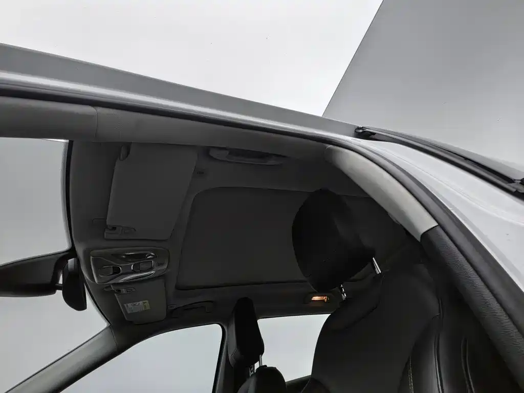 Jeep Compass — миниатюра 14