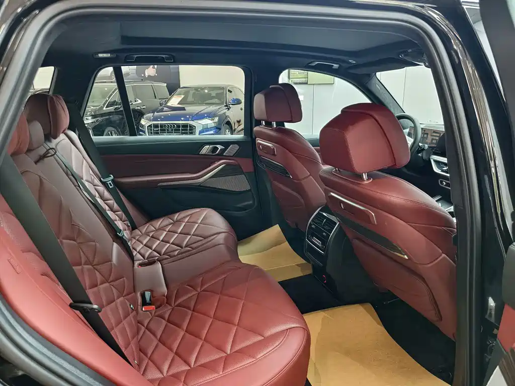 BMW X5 — миниатюра 7