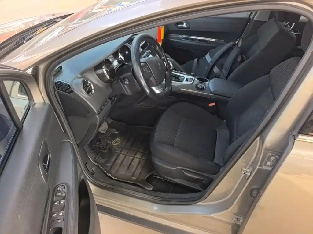 Peugeot 3008 — миниатюра 16