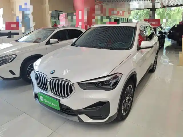 2023 BMW X1