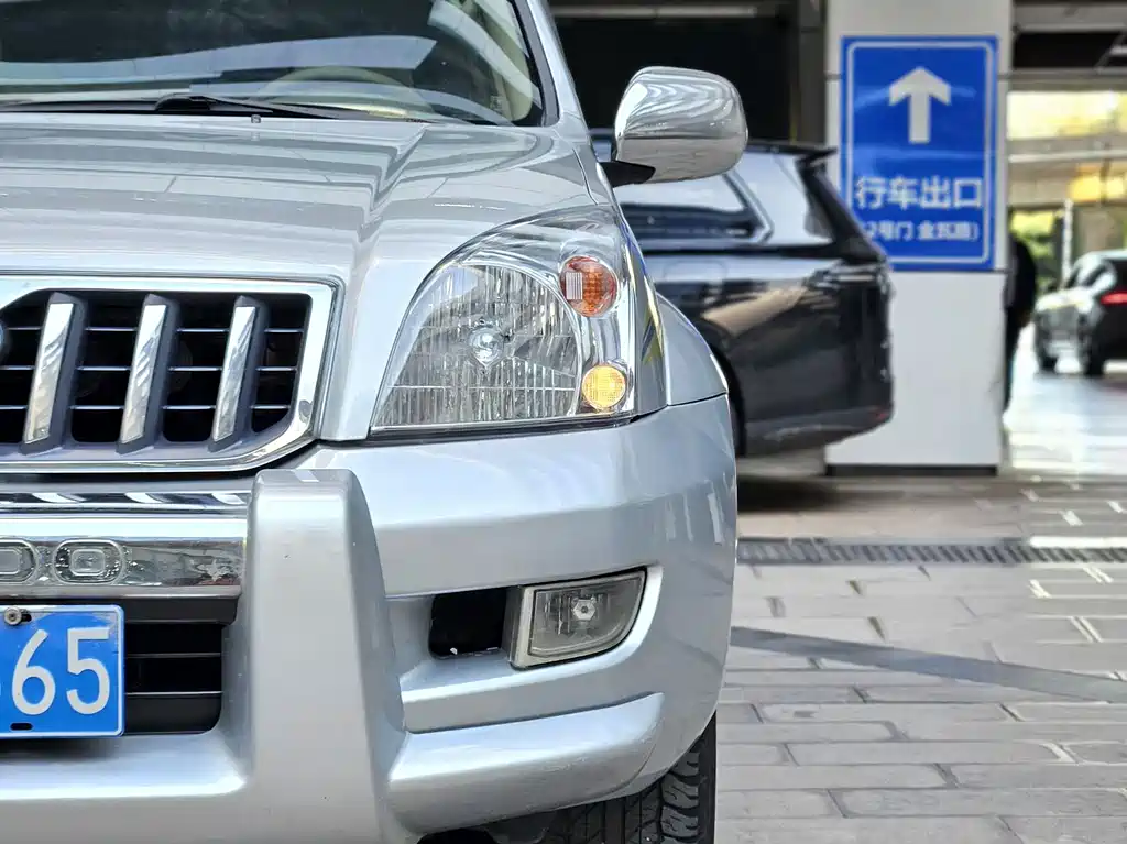 Toyota Prado (Import) — миниатюра 19