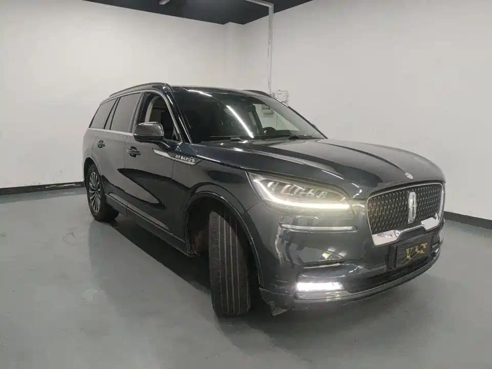 Lincoln Aviator 2022 3.0T V6