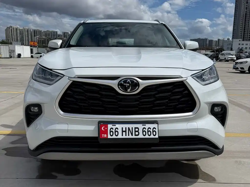 Toyota Highlander — миниатюра 2