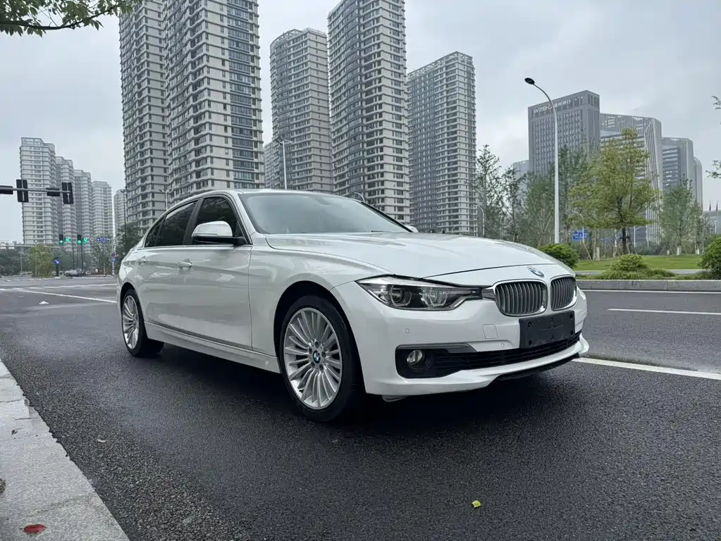 BMW 3 Series — миниатюра 7