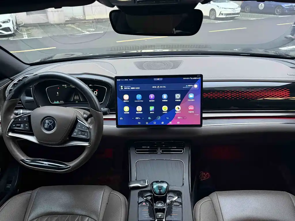 BYD Han — миниатюра 10