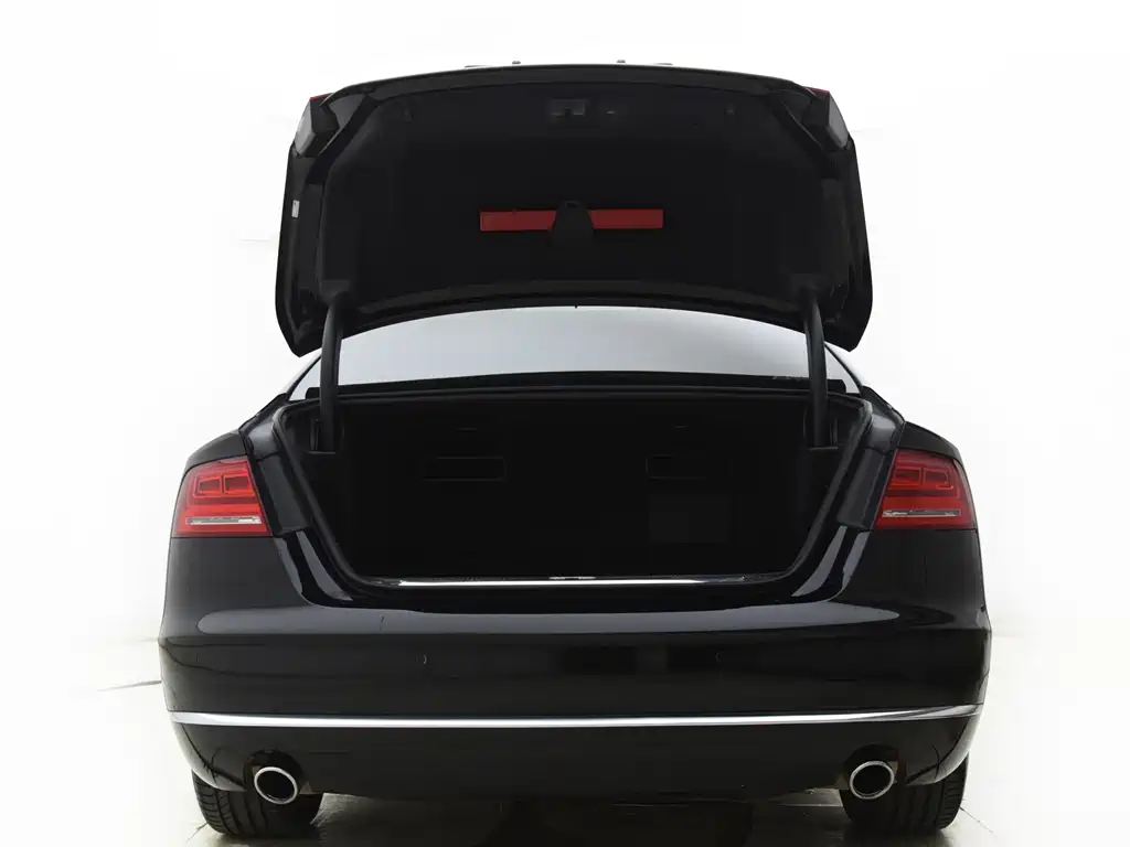 Audi A8 — миниатюра 6