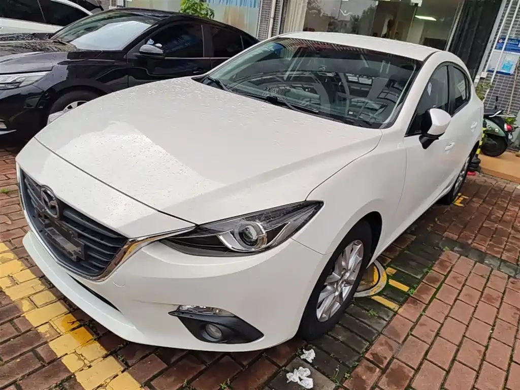 Mazda 3 Axela 2016