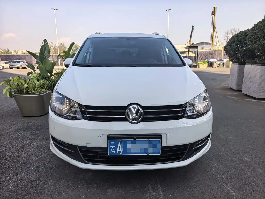 Volkswagen Sharan — миниатюра 2
