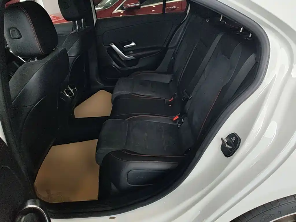 Mercedes-Benz A-Class — миниатюра 17