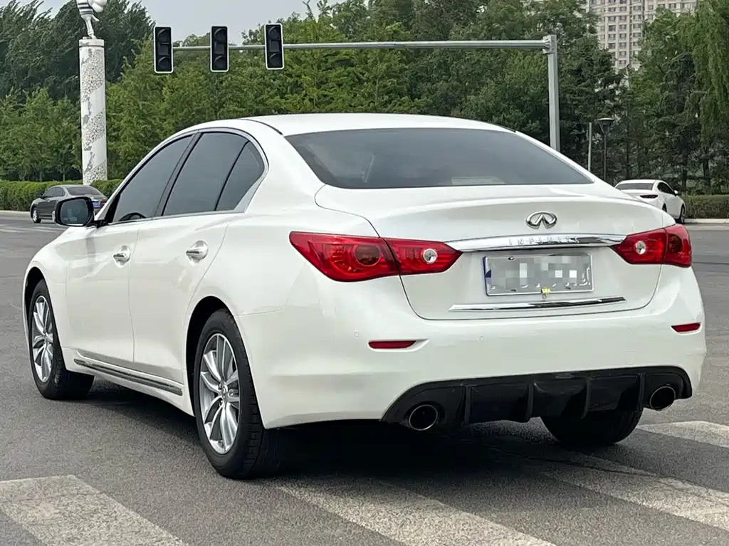 Infiniti Q50L — миниатюра 7
