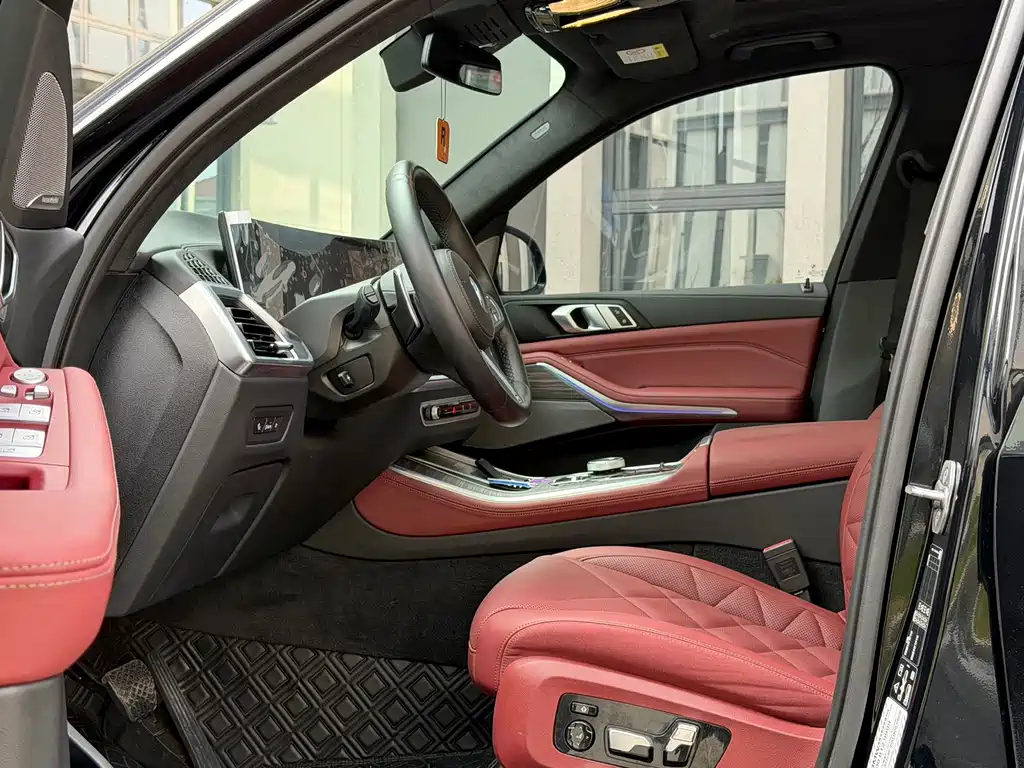 BMW X5 2023 xDrive 40Li Premium M Sport