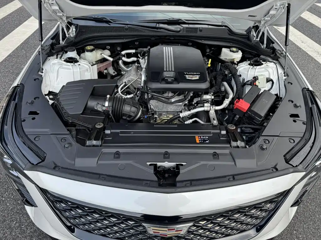 Cadillac CT5 — миниатюра 9