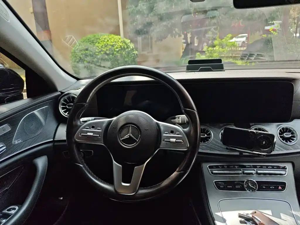 Mercedes-Benz CLS — миниатюра 6