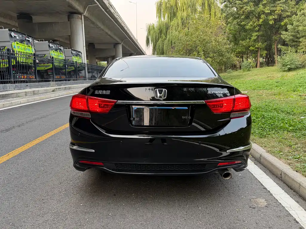 Honda Spirior — миниатюра 5