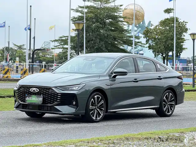 2025 Chery Arrizo 8