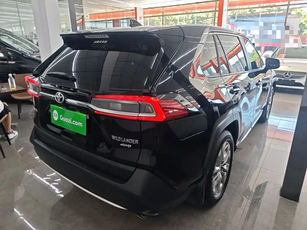 Toyota Wildlander — миниатюра 7