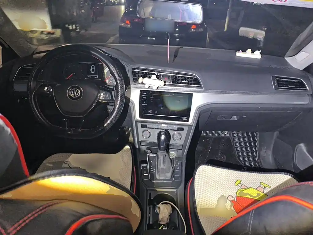 Volkswagen Lamando — миниатюра 10